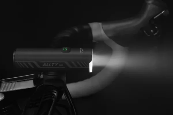 MagicShine Allty 800 Bicycle Front Light + Seemee 50 Tail Light Combo - Image 10