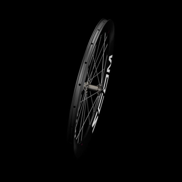SCOM Ultra Road Carbon Wheels Disc Brake 2025 - Image 21